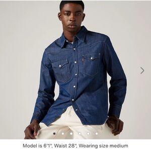 👕 Levi’s Barstow Western Denim Shirt